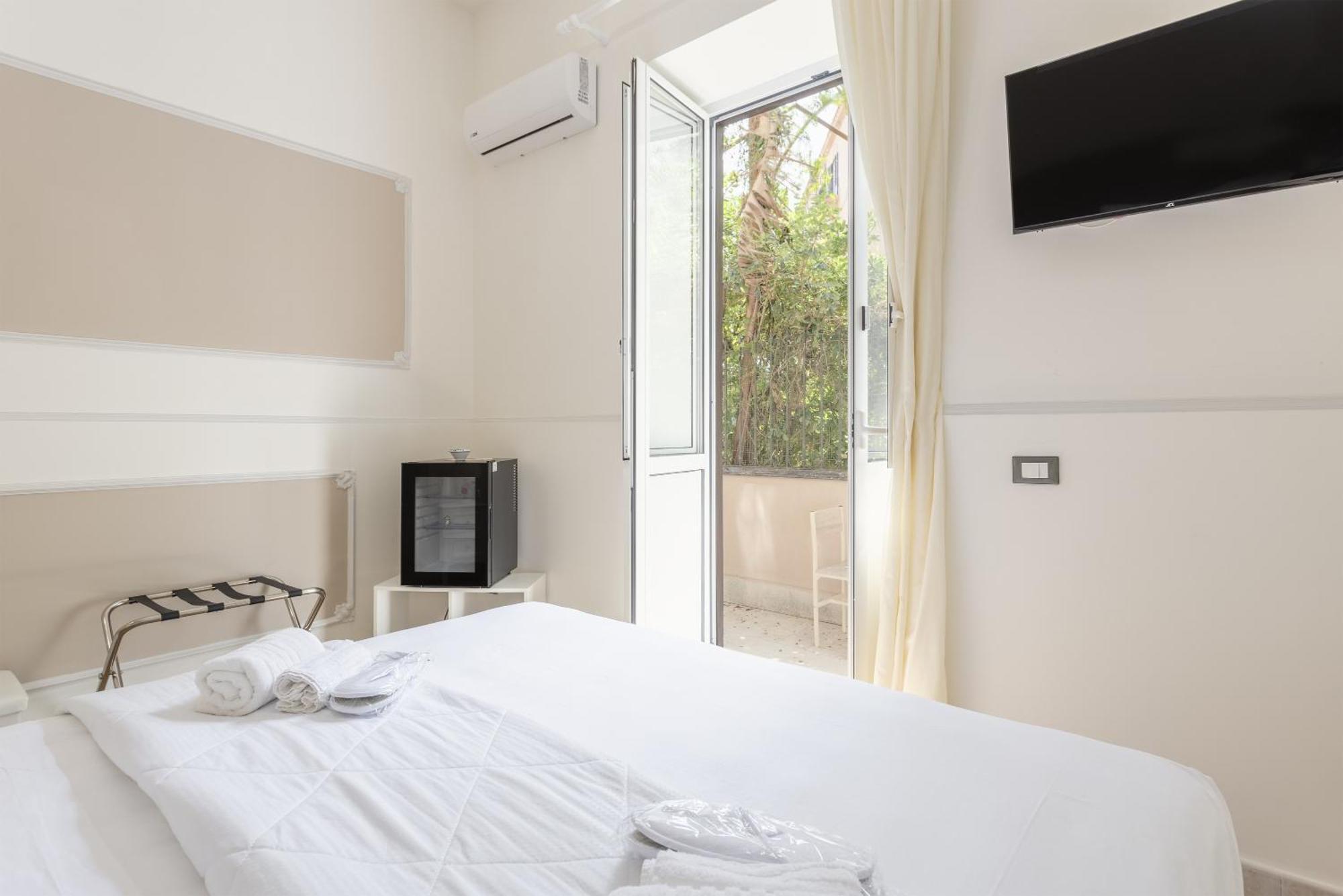 לינה וארוחת בוקר Aragona House פלרמו מראה חיצוני תמונה