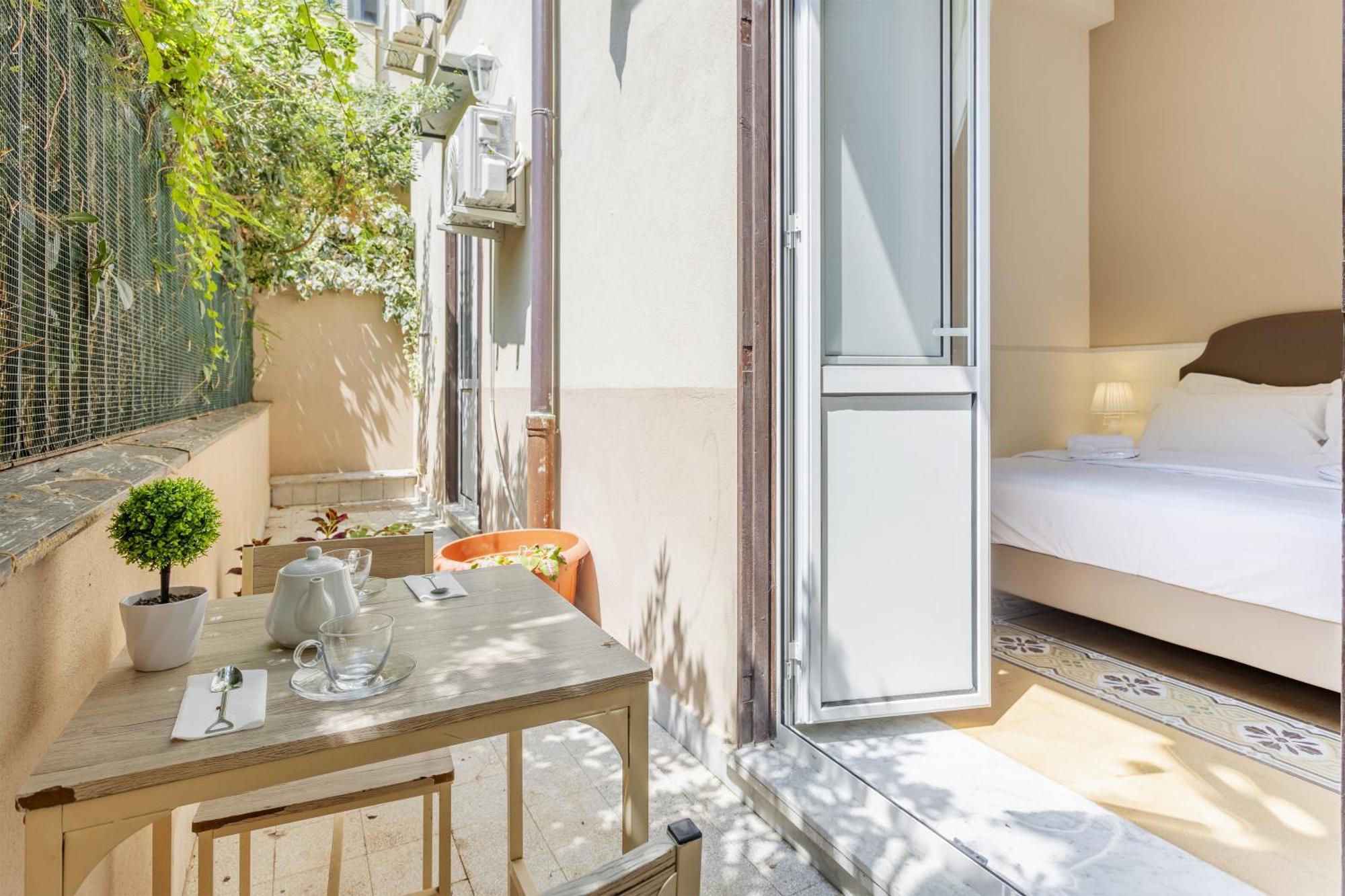 לינה וארוחת בוקר Aragona House פלרמו מראה חיצוני תמונה